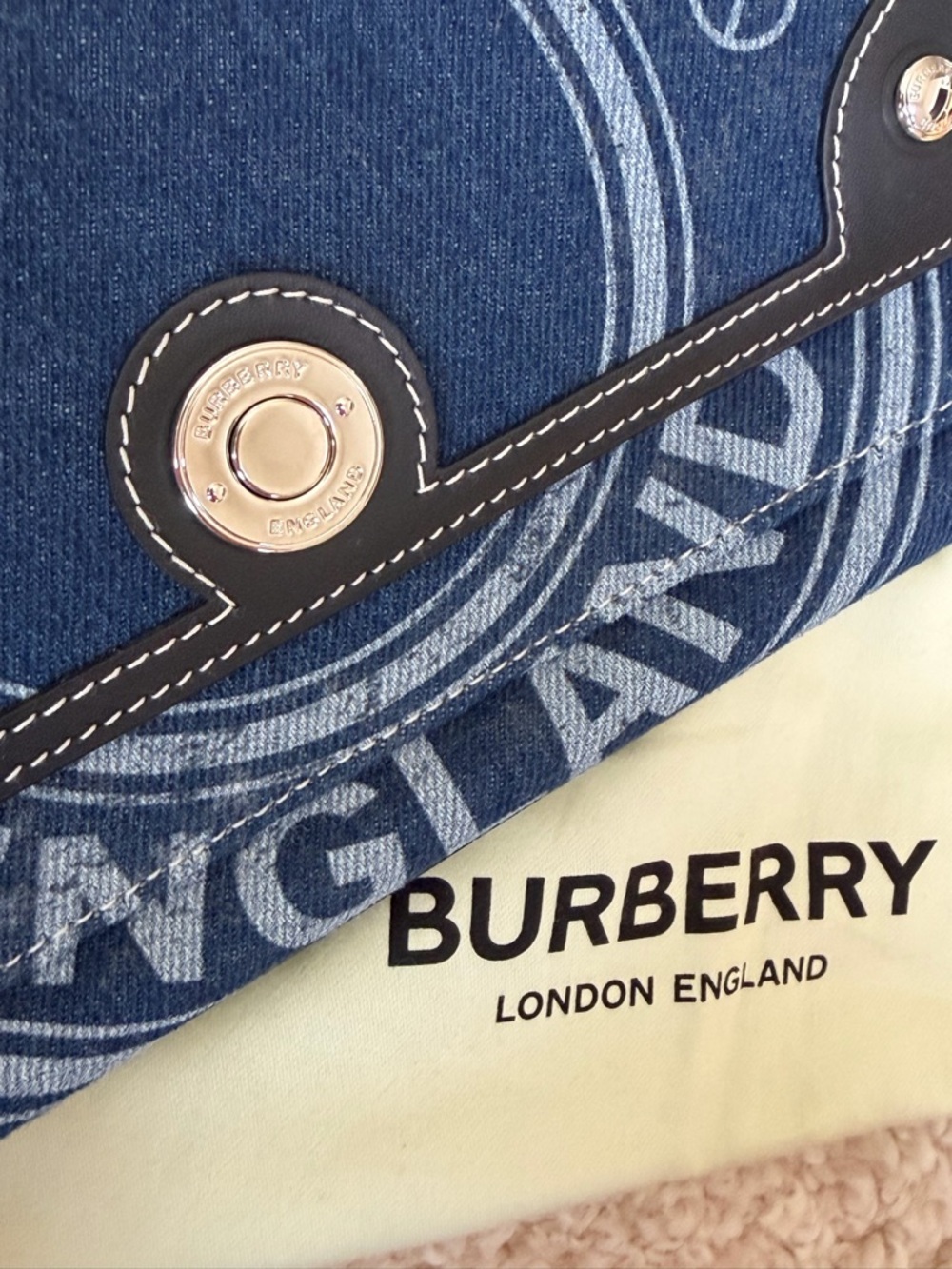 Burberry Denim Medium print Note Crossbody bag Blue NWT - Picture 13 of 13